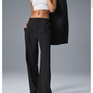 High-waist Pursuit trouser -black